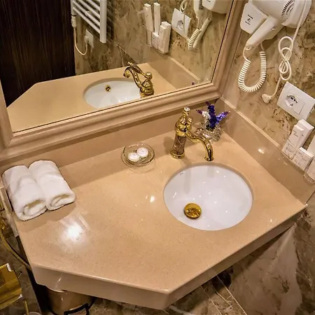 Boka מלון טיראנה