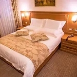 Otel Boka Tiran